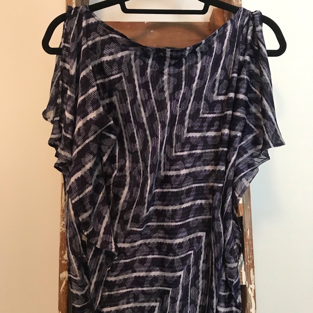 Banana Republic Flowy Top (S) Like New - Picture 5 of 5